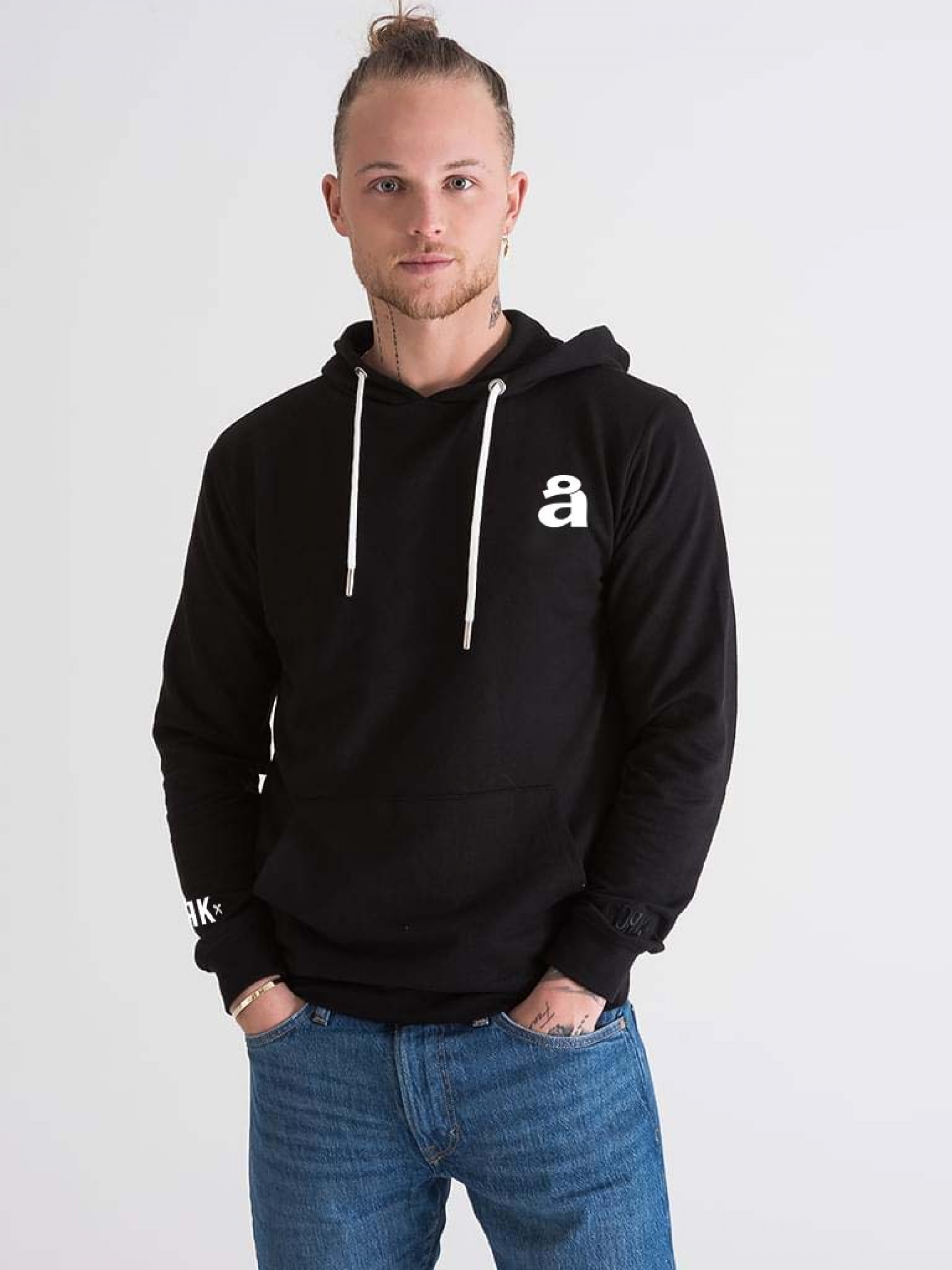 Fekete Kapucnis Unisex Pulóver