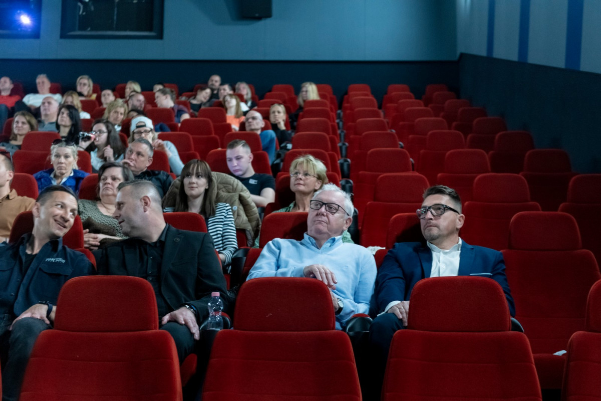 2022.05.01., Filmvetítés az Arénában - 11