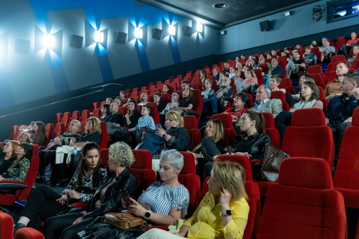 2022.05.01., Filmvetítés az Arénában - 10