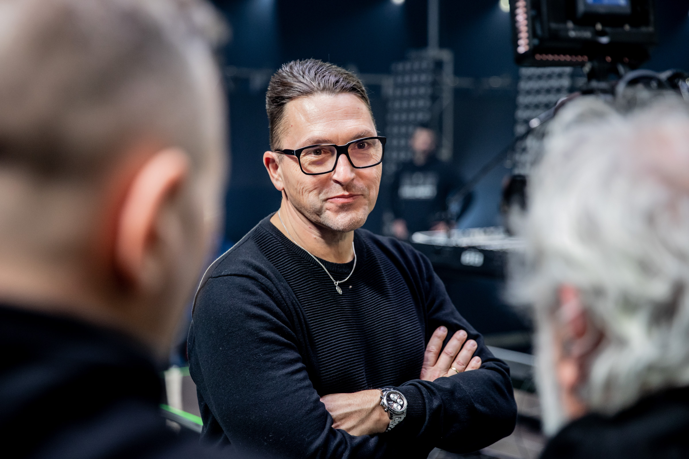 Ákos_2022.12.17., Az ARénakoncert előkészül